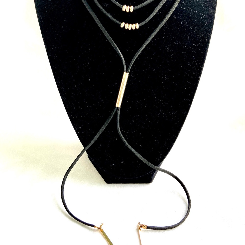NWT Black & Gold Double Layered Necklace
